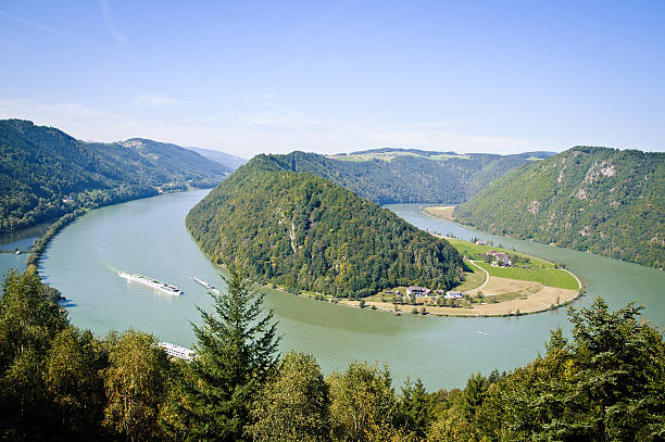 Curve of Danube River Schloegener Schlinge, a famous geological feature in Upper Austria danube valley stock pictures, royalty-free photos & images