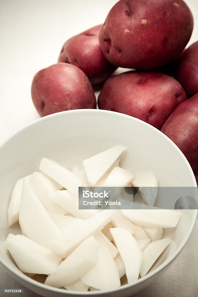 Patatas cortadas - Foto de stock de Alimento libre de derechos