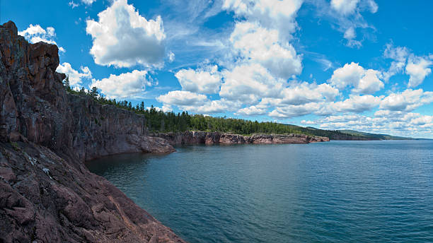 istock Summer on the North Shore 153723124