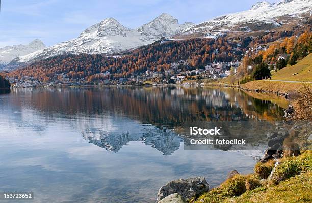 Saint Moritz Lago De Montanha Com Neve - Fotografias de stock e mais imagens de Saint Moritz - Saint Moritz, Engadine, Suíça