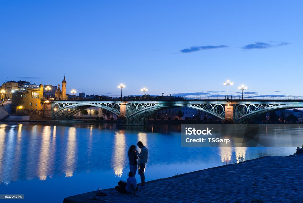 Pont de Triana - Photo de Hommes libre de droits