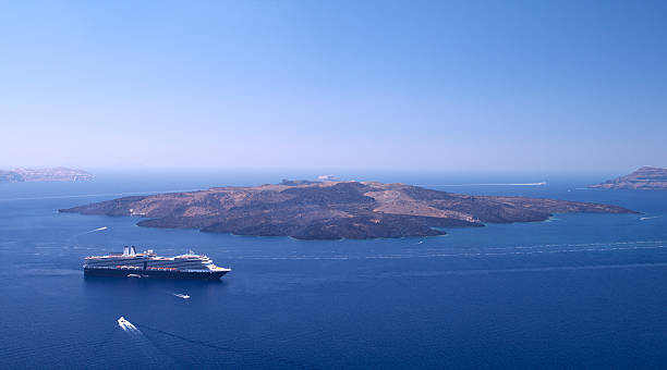 istock Cruise liner in the sea. 153727032