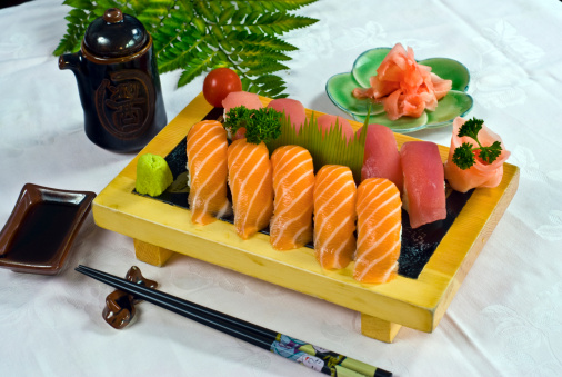 Japanese Food,  5  Salmon & Tuna Sushi, PS-47936