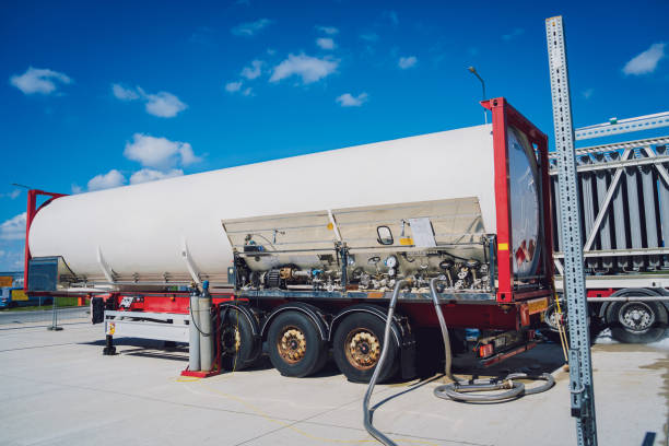 istock Liquid nitrogen tanks and heat exchanger coils for producing industrial gas 1537331307
