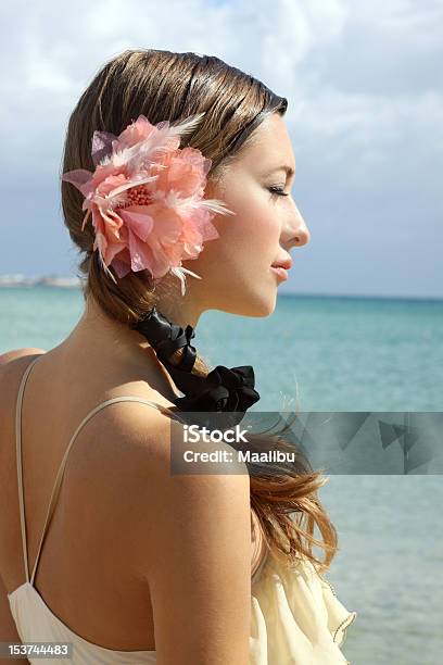 Foto de Retrato De Verão De Uma Menina 15246417 e mais fotos de stock de Adulto - Adulto, Articulação humana, Azul Turquesa