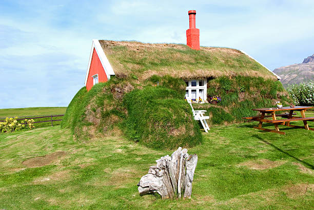 istock Borgarfjordur home Lindarbakki 153746234