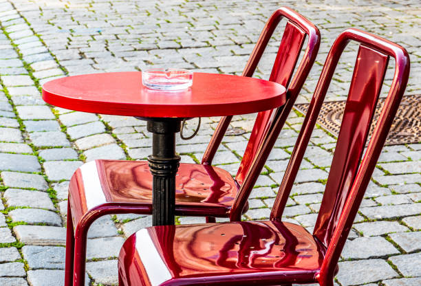 istock sidewalk restaurant in italy 1537555257