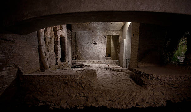 crypta balbi cripta sítio arqueológico em roma - cripta - fotografias e filmes do acervo