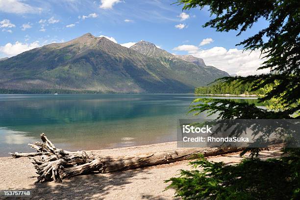 Foto de Lago Mcdonald Montana e mais fotos de stock de Azul - Azul, Beleza natural - Natureza, Cena Rural