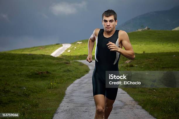 Runner - zdjęcia stockowe i więcej obrazów Aktywni seniorzy - Aktywni seniorzy, Aktywny tryb życia, Amator