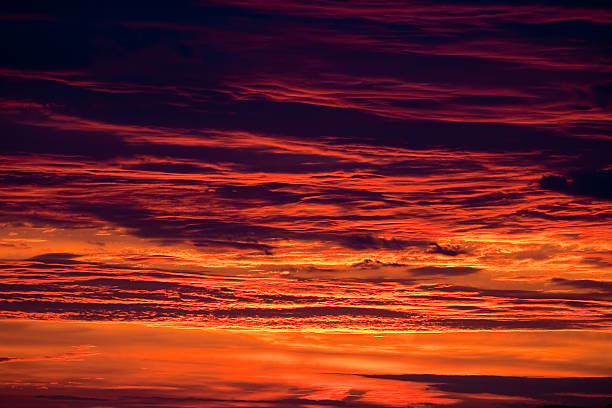 Bewölkt Sonnenuntergang – Foto