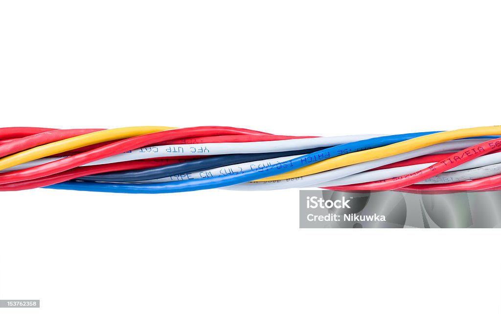 Multicolored Kabel komputerowy na białym tle - Zbiór zdjęć royalty-free (Abstrakcja)