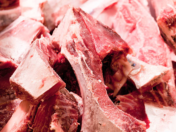 istock Pieces of tuna 153763065