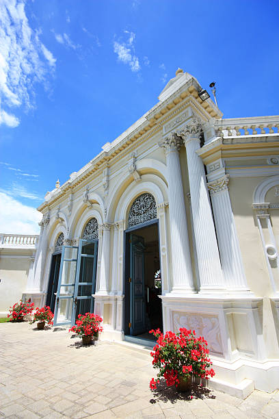 istock Bang Pa In Royal Palace 153764242