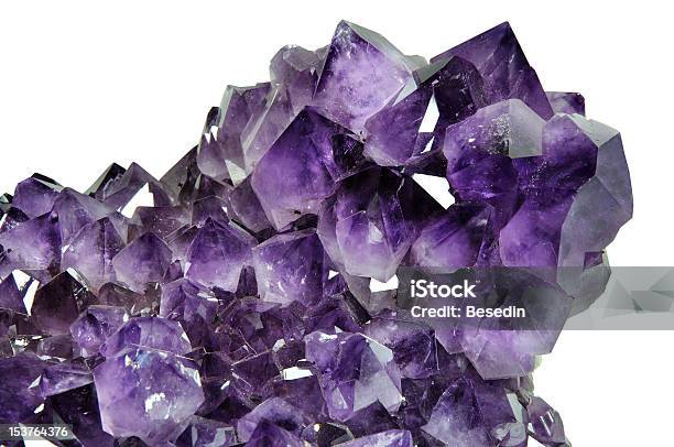 Amethyst Foto de stock y más banco de imágenes de Amatista - Amatista, Belleza de la naturaleza, Cristal - Estructura física