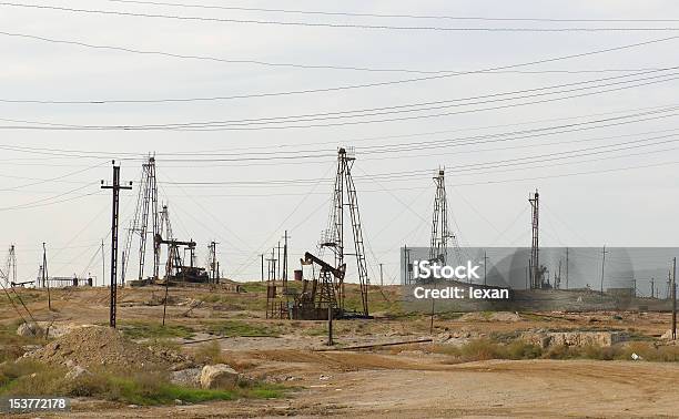 Ölbohrtürme Am Ufer Stockfoto und mehr Bilder von Aserbaidschan - Aserbaidschan, Ausrüstung und Geräte, Baku