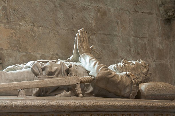 istock Sarcophagus in the cathedral 153777984