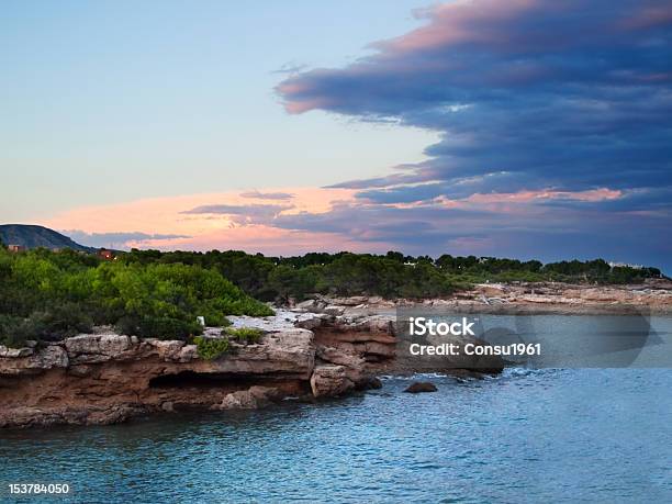 Puesta Del Sol Foto de stock y más banco de imágenes de Aire libre - Aire libre, Anochecer, Bahía