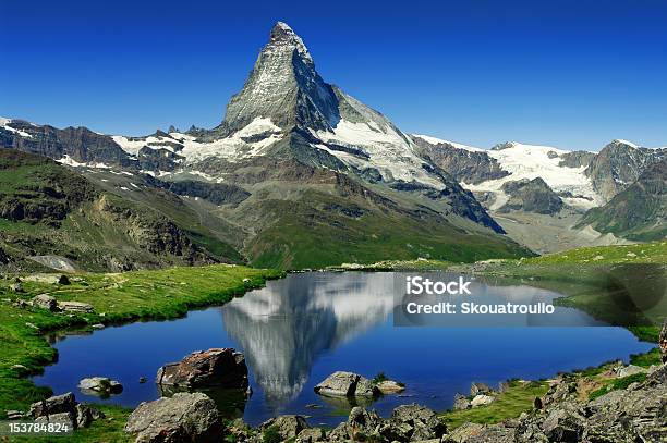 Góra Matterhorn - zdjęcia stockowe i więcej obrazów Góra Matterhorn - Góra Matterhorn, Szwajcaria, Zermatt