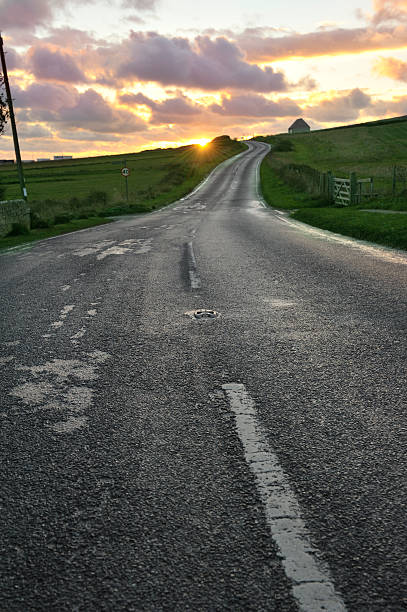 istock road in the green hills 153785078
