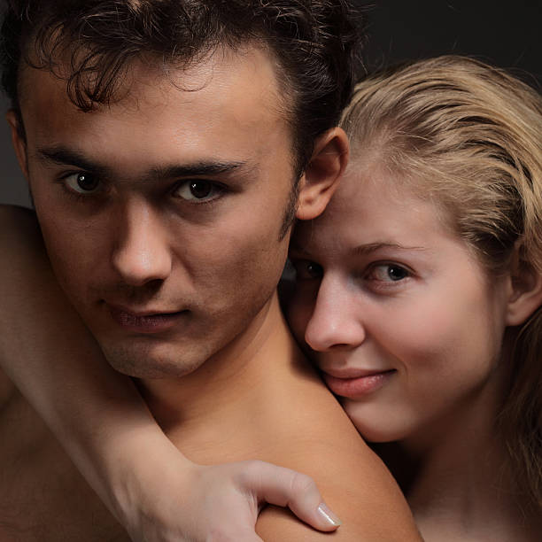 istock naked couple flirting 153786623