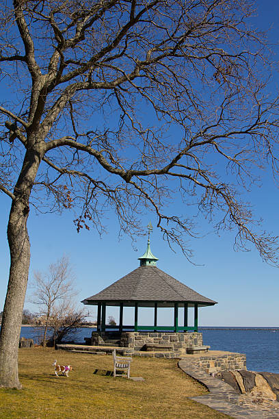 istock Gazebo at Larchmont, New York 153838403