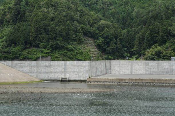 쓰나미에 대한 방파제 - ishinomaki 뉴스 사진 이미지