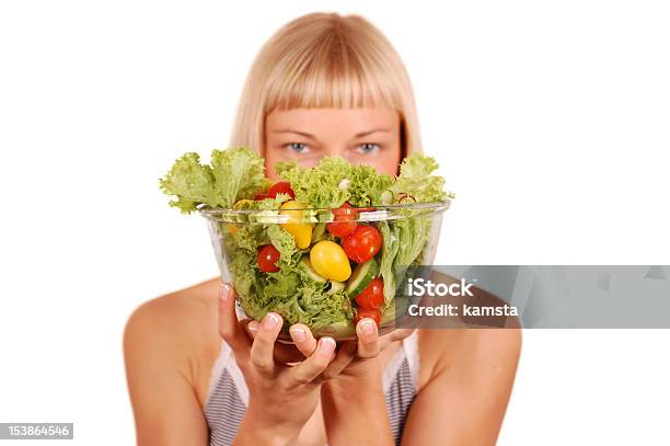 Ensalada Saludables Foto de stock y más banco de imágenes de Adolescencia - Adolescencia, Adolescente, Adulto