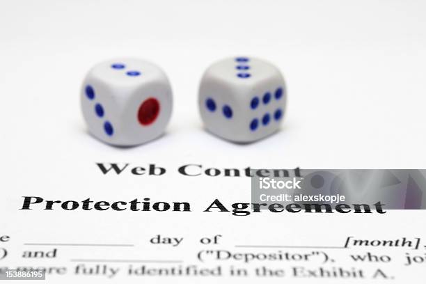 Acordo De Protecção - Fotografias de stock e mais imagens de Acordo - Acordo, Advogado, Assinar