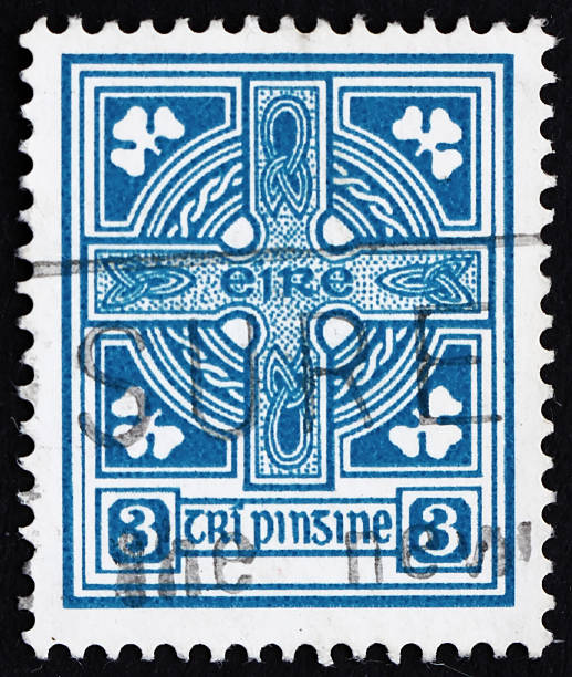 istock Postage stamp Ireland 1923 Celtic Cross 153889389