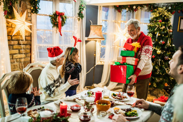 istock Who is ready for Christmas gifts? 1539059061