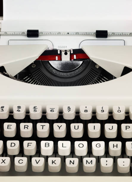 istock BLOG! written on paper with old fashioned way 153906588