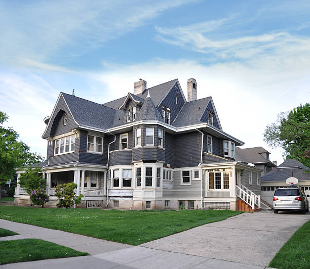 Victorian Style Home Front Yard Sidewalk Victorian Style Home Front Yard Sidewalk victorian houses exterior stock pictures, royalty-free photos & images