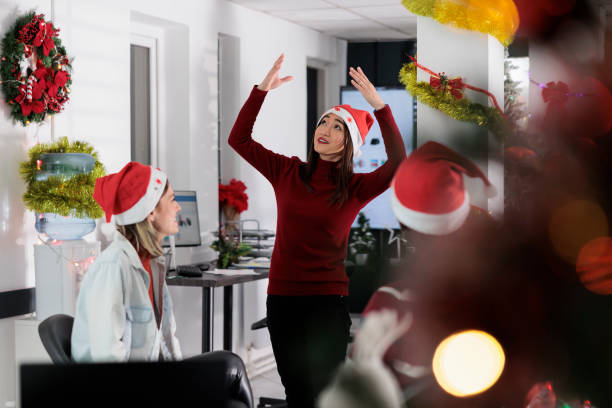istock Worker playing charades with colleagues 1539667274