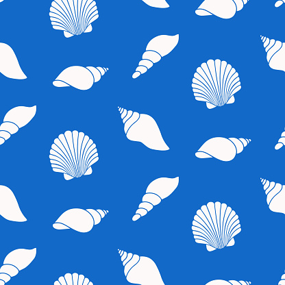 Seamless pattern of hand drawn seashells on isolated background. Design for summertime celebration, scrapbooking, wedding invitation, textile, home decor, nursery decoration, paper craft.