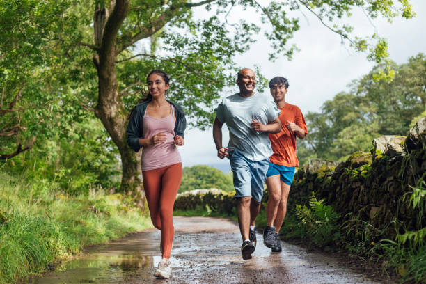 istock Morning Runs with the Family 1539777711