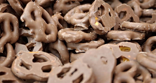 Chocolate pretzels