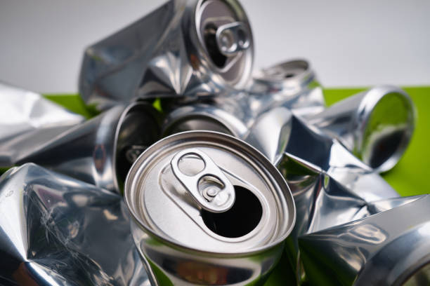 istock Crumpled empty empty soda or beer isolated on background. Crushed junk 1539888239