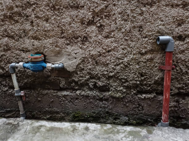 istock Water meter beside the house 1540022551