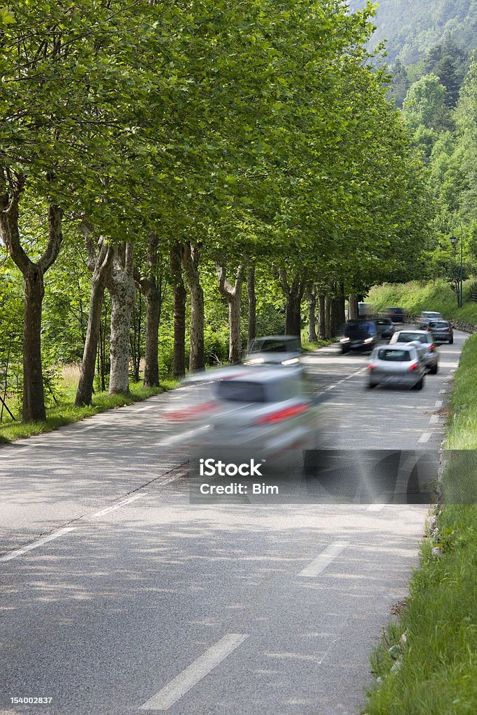 お車の運転ダウン country road - バケーションのロイヤリティフリーストックフォト