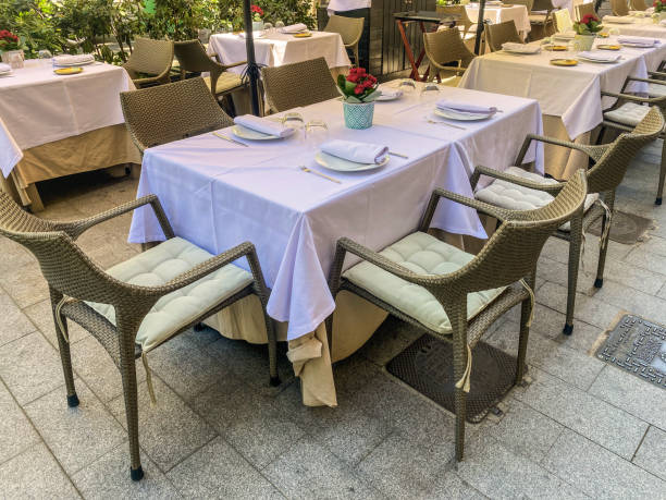 istock Dressed table in the street 1540120353
