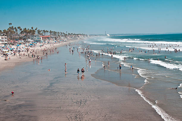 istock San Diego, Oceanside, Caifornia Beach 154015112
