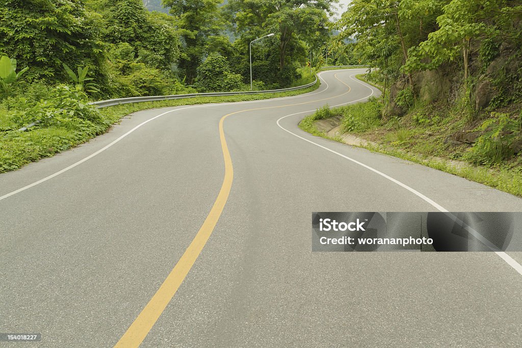 Curve road. - Foto de stock de Aire libre libre de derechos