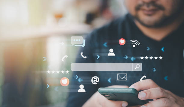 istock Man use smartphones to find data searching information. 1540260511