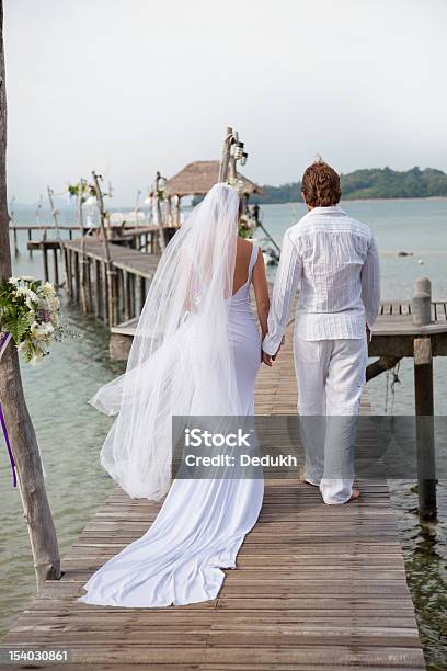 Matrimonio Su Unisola - Fotografie stock e altre immagini di Isole Maldive - Isole Maldive, Matrimonio, Abito da sposa