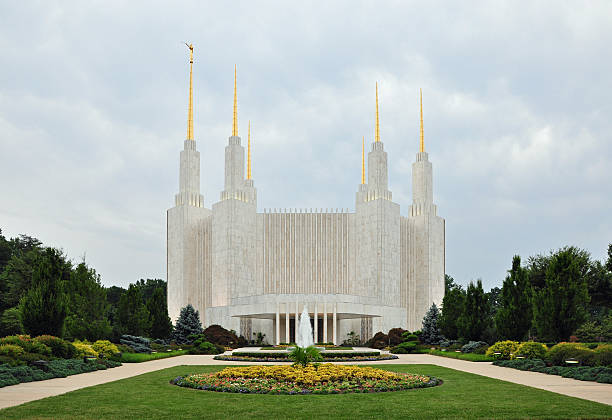 templo mormón de washington dc - temple mormonism salt lake city temple square fotografías e imágenes de stock