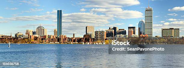 Panoramę Back Bay Boston - zdjęcia stockowe i więcej obrazów Rzeka Charles - Rzeka Charles, Boston - Stan Massachusetts, Panorama miasta