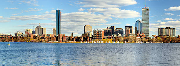 boston back bay skyline - boston charles river city skyline стоковые фото и изображения