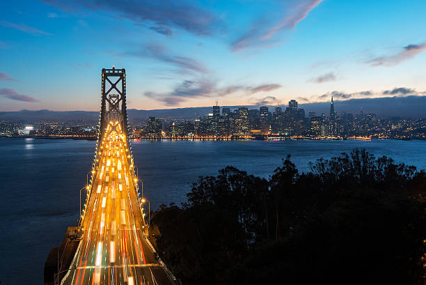 istock Gateway into the Golden City 154039040