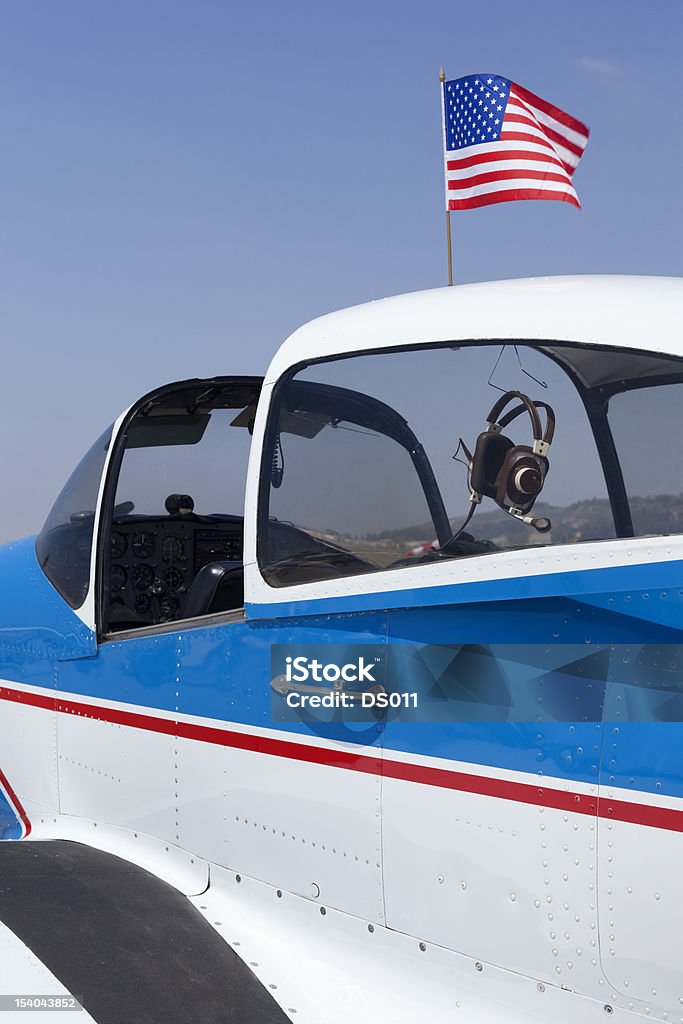 飛行機のコックピットのディ�テール - アメリカ国旗のロイヤリティフリーストックフォト